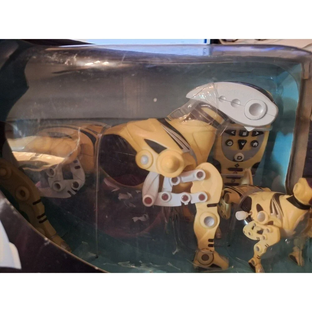 WowWee robopet 2005